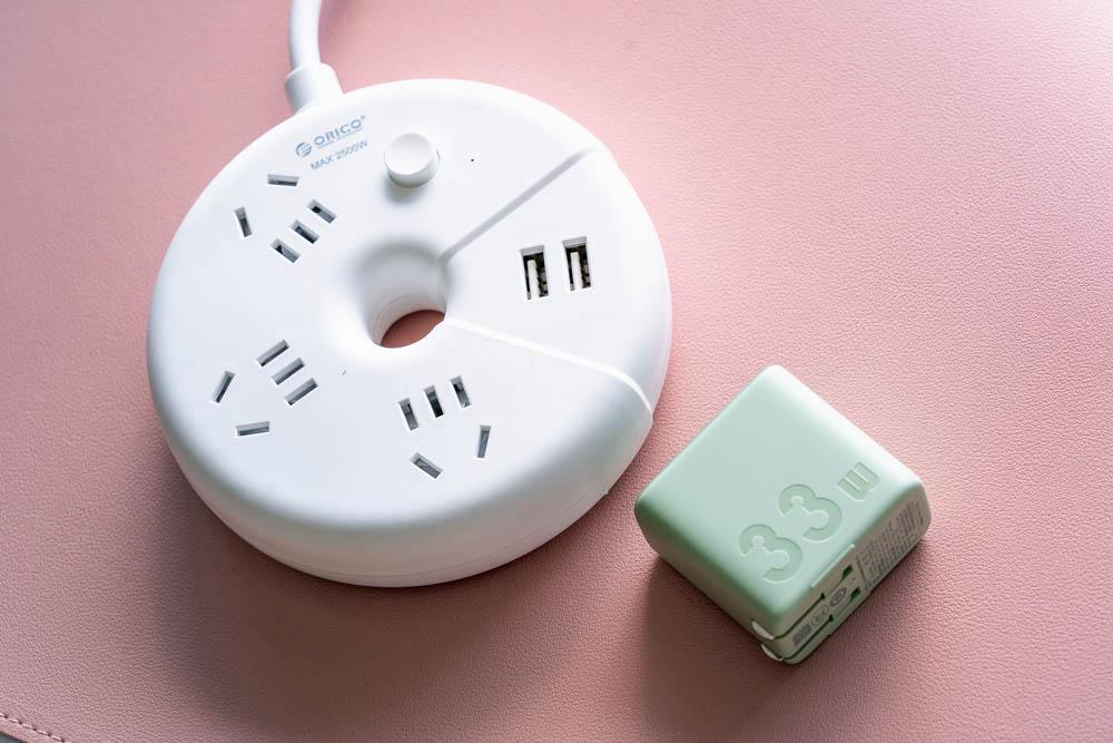 zmi紫米20w大功率无线充电器,紫米30w充电器对比小米30w充电器