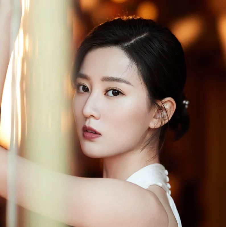 胶线笔画眼线教程新手手残党,手残党眼影教程探险家无眼线