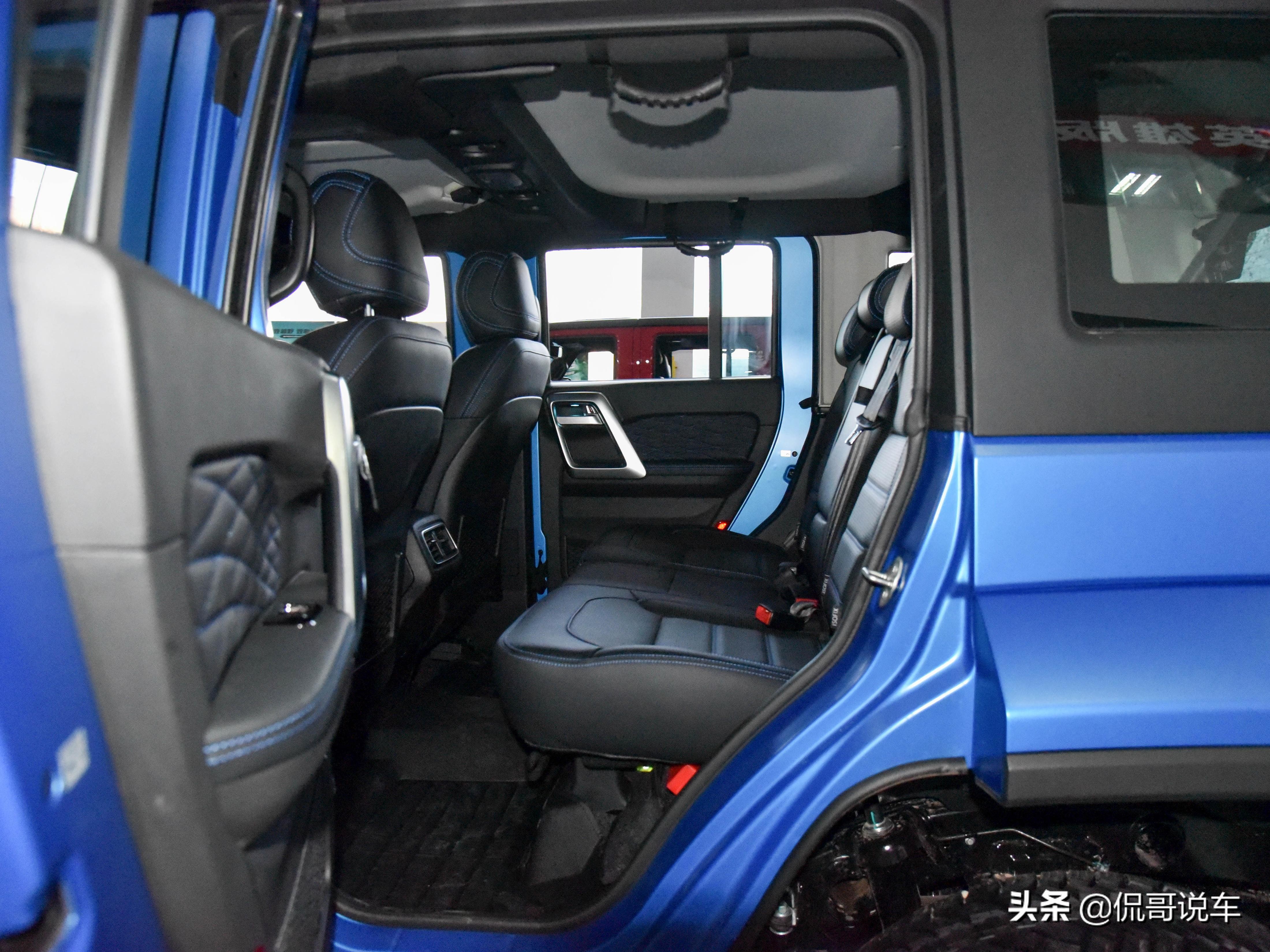 18款bj40四驱旗舰带不带防滚架,北京bj40新款2024款有没有防滚架