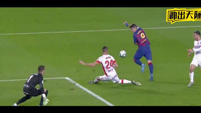 苏亚雷斯夺金靴评价梅西,苏亚雷斯谈夺世界杯