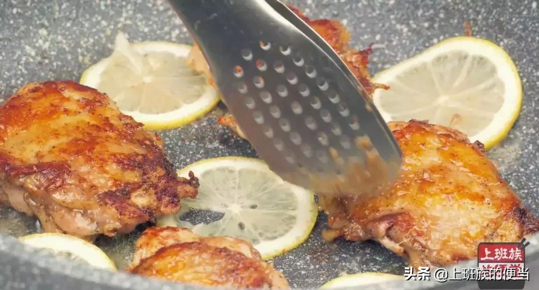 鸡腿别油炸了教你懒人做法,鸡腿别总炸着吃蒸一蒸鲜嫩