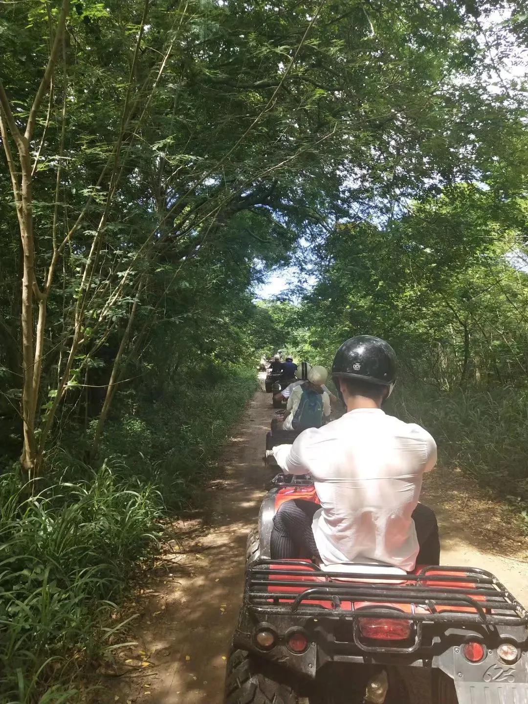 盼了三十多年，我终于见到了梦中的大海！