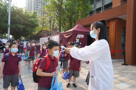 两江新区童心小学开学,两江新区童心小学升哪个初中