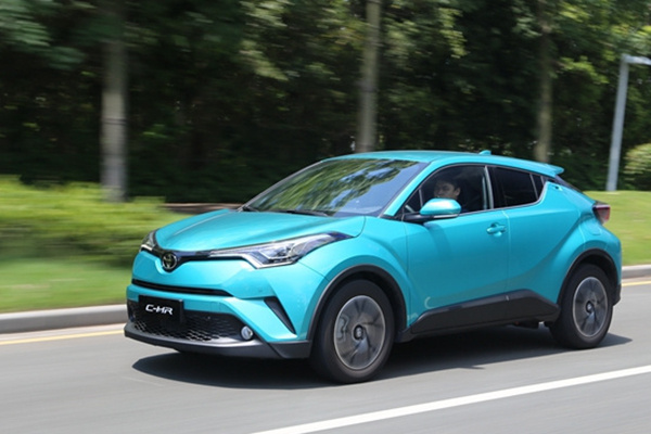 从键盘侠到新手编辑心路：忘了参数，去试一试车吧