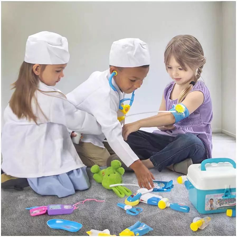 宝宝玩过家家有什么好处,孩子多大可以玩过家家