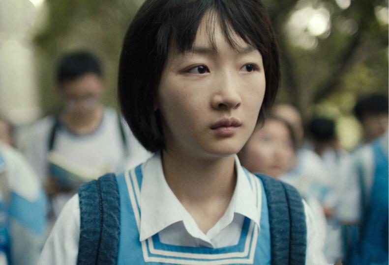 曾志伟蓝洁瑛周冬雨娱乐圈谋女郎,周冬雨年轻相貌