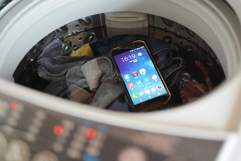 凌漆测评,mann8s三防手机