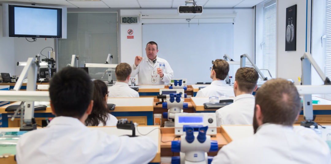 腕表维修有前途吗,腕表坏了该怎么修