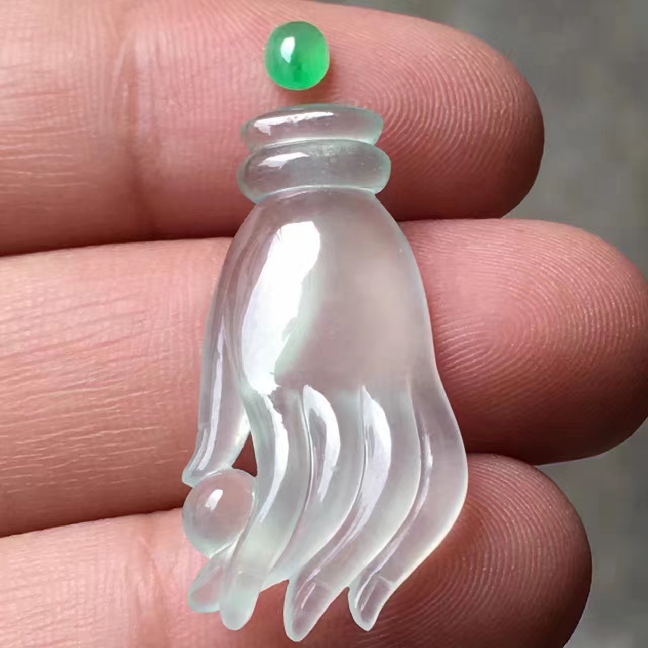 玉雕掌上明珠佛手寓意,玉雕佛手的寓意和象征是什么