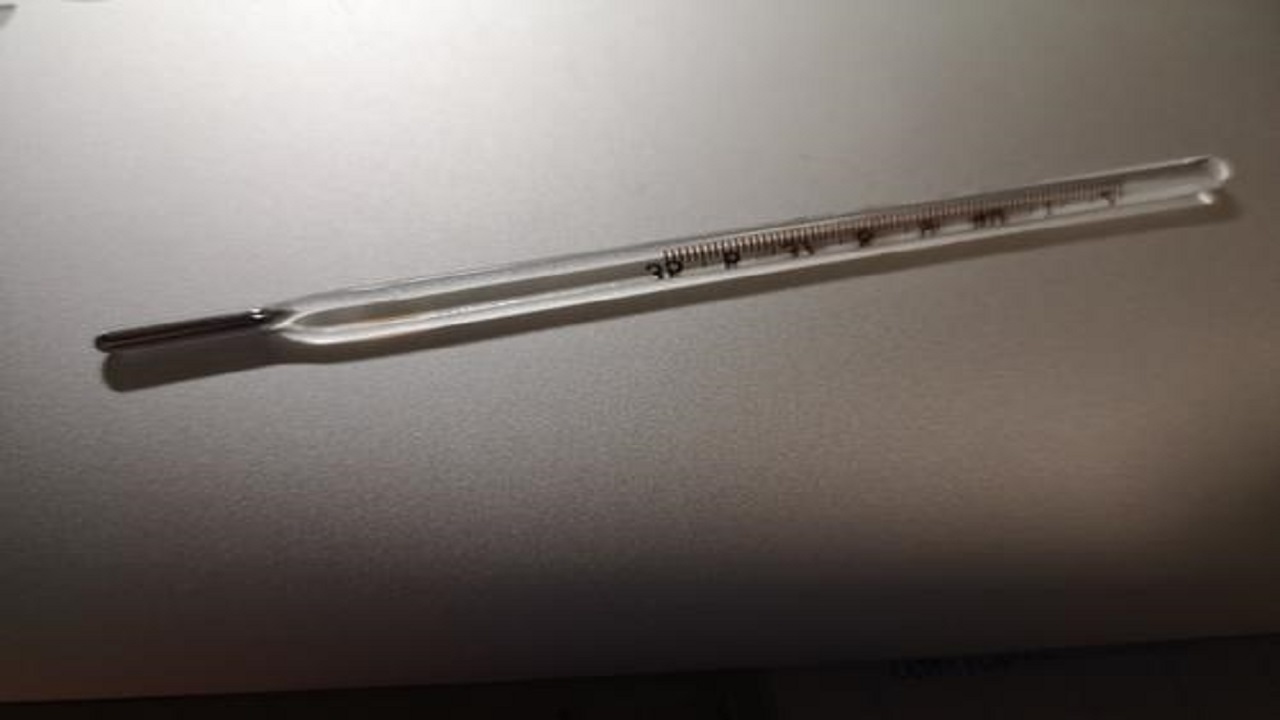 体温计使用注意事项,体温计的正确使用方法幼儿园