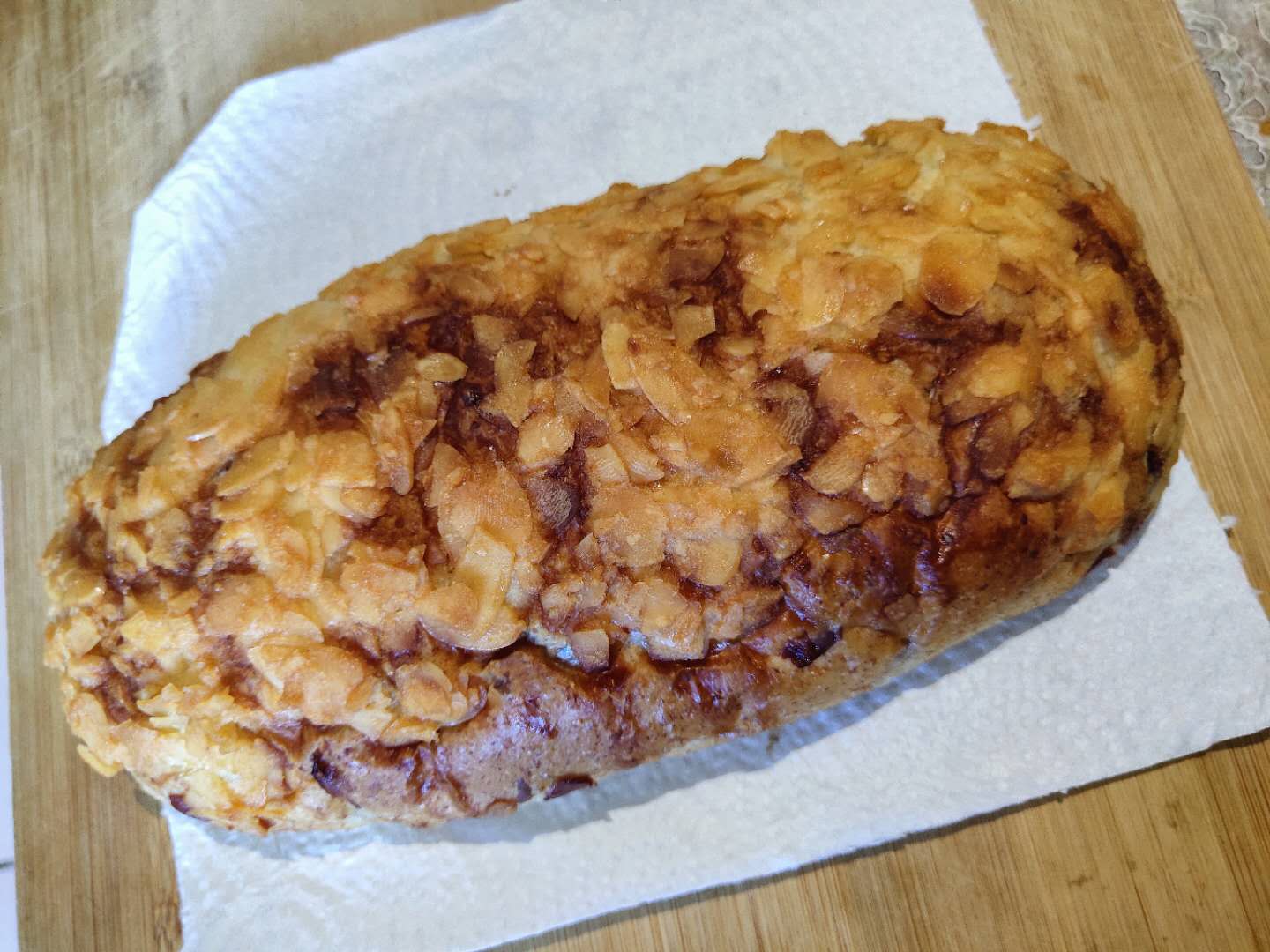 好利来原麦山丘，3款全麦面包的小测评