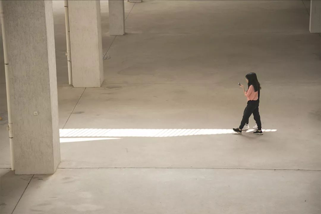 深圳有个建在“空中”的大学，拍照美到爆！