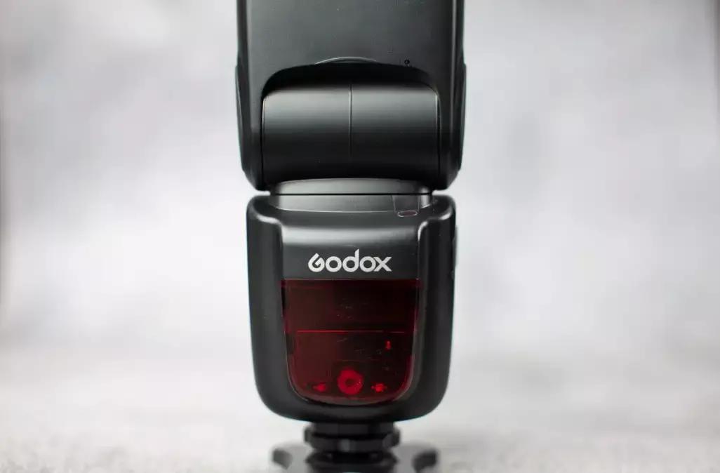 神牛v860ii-c和二代有什么不同,神牛v860三代开箱测评