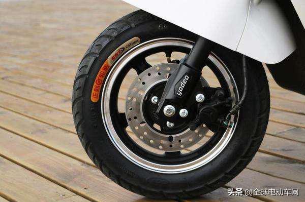 电动车换后胎这个方法最简单,电动车换胎换不上去怎么办