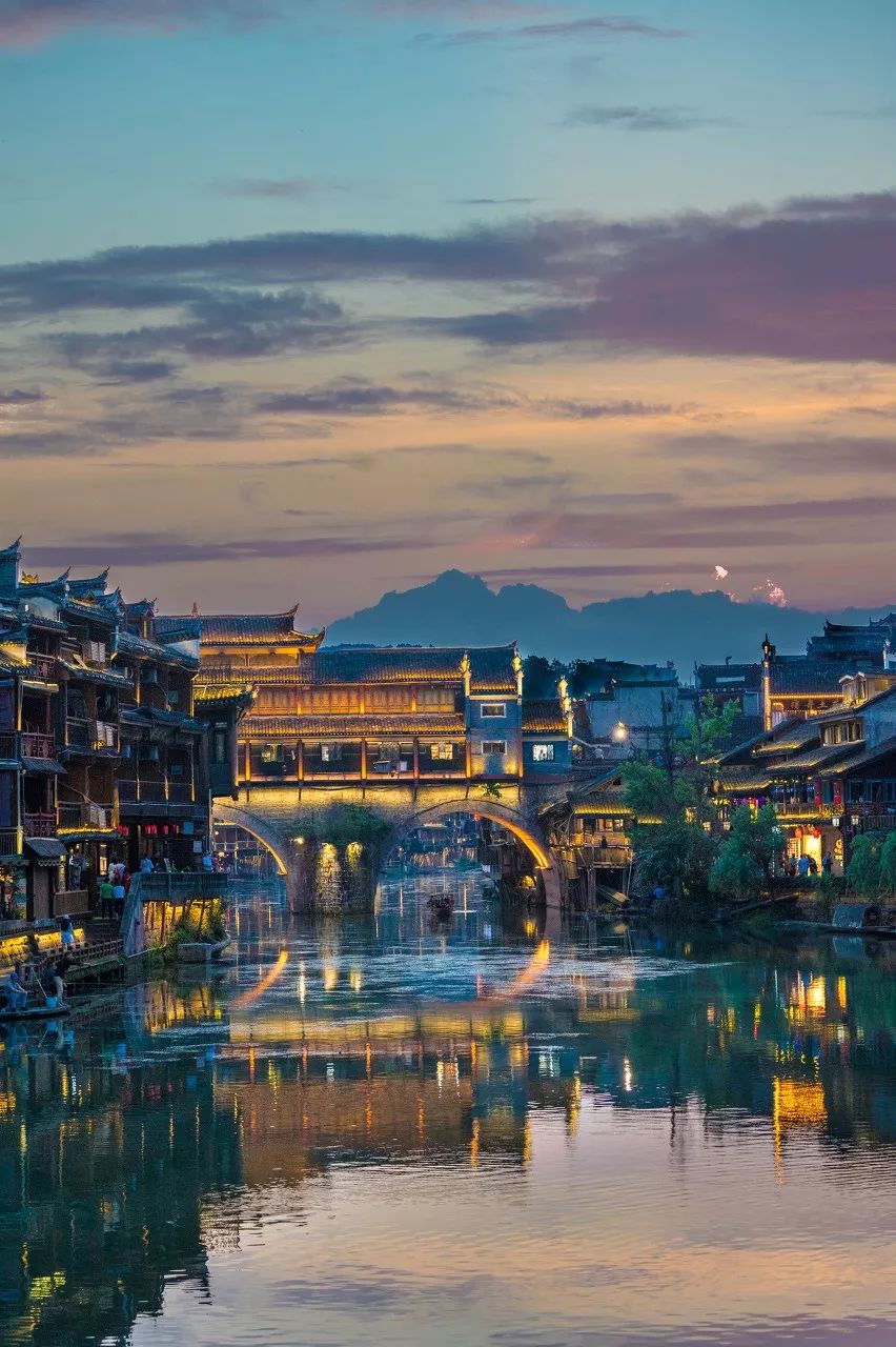 20岁一个人必去旅游的地方,20个旅行城市