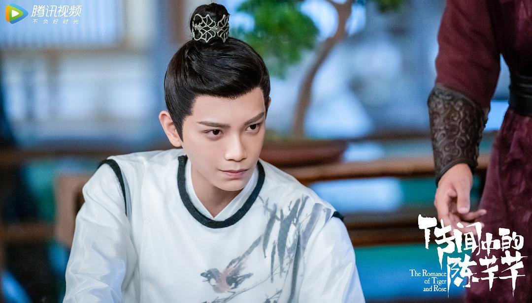 闄愬畾鐢峰弸鏄皝,闄愬畾鐢峰弸