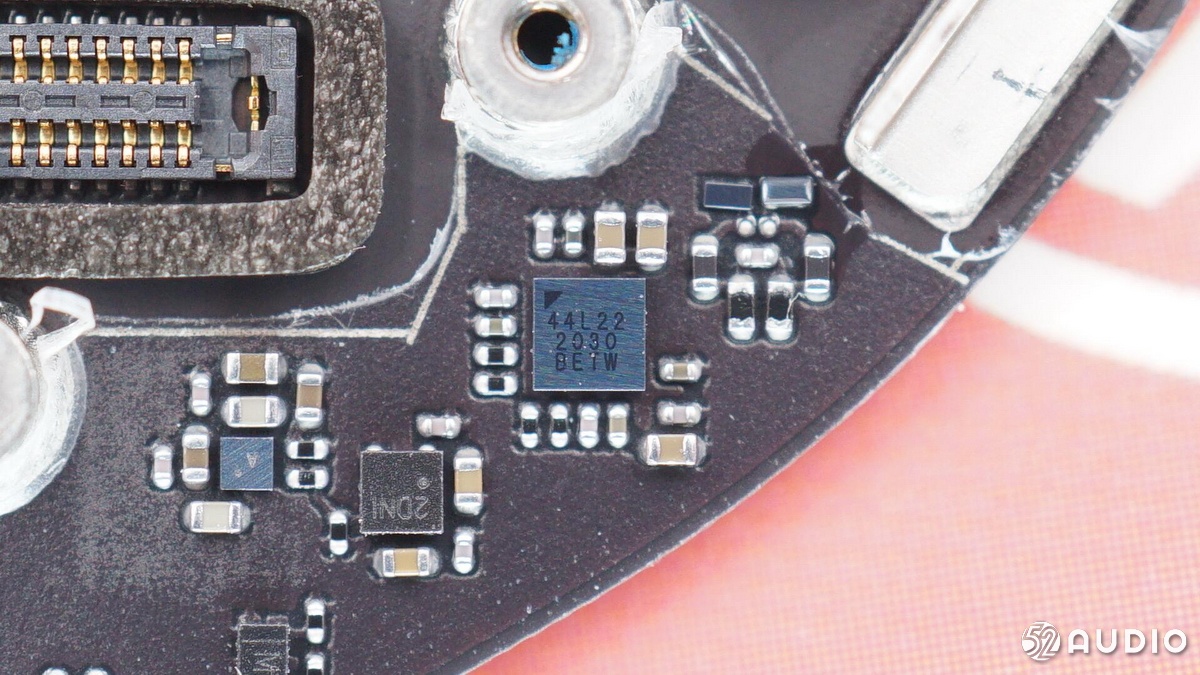 airpodsmax耳机评测,2024年苹果airpodsmax值得买吗