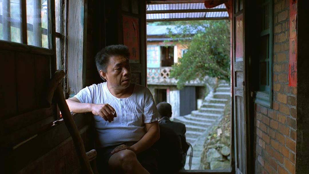 以两人的恋情为主轴,在爱情观之下追寻自然与生命的运行