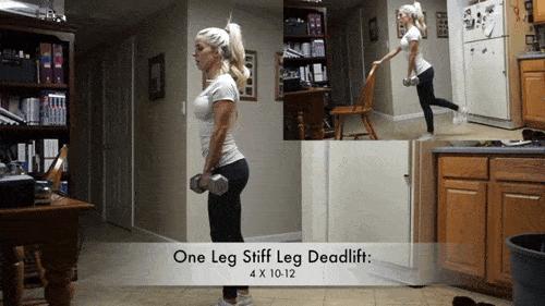 哑铃练背家庭健身动作,哑铃锻炼动作图解哑铃怎么选