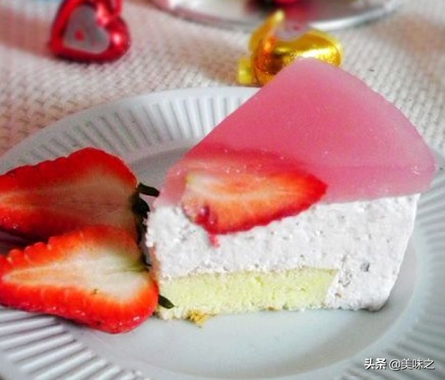 慕斯围边8寸慕斯蛋糕配方步骤,慕斯蛋糕做法六寸