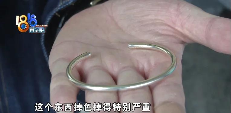 怎样看耐克的鞋是真是假,耐克真假鞋真的容易看出来吗