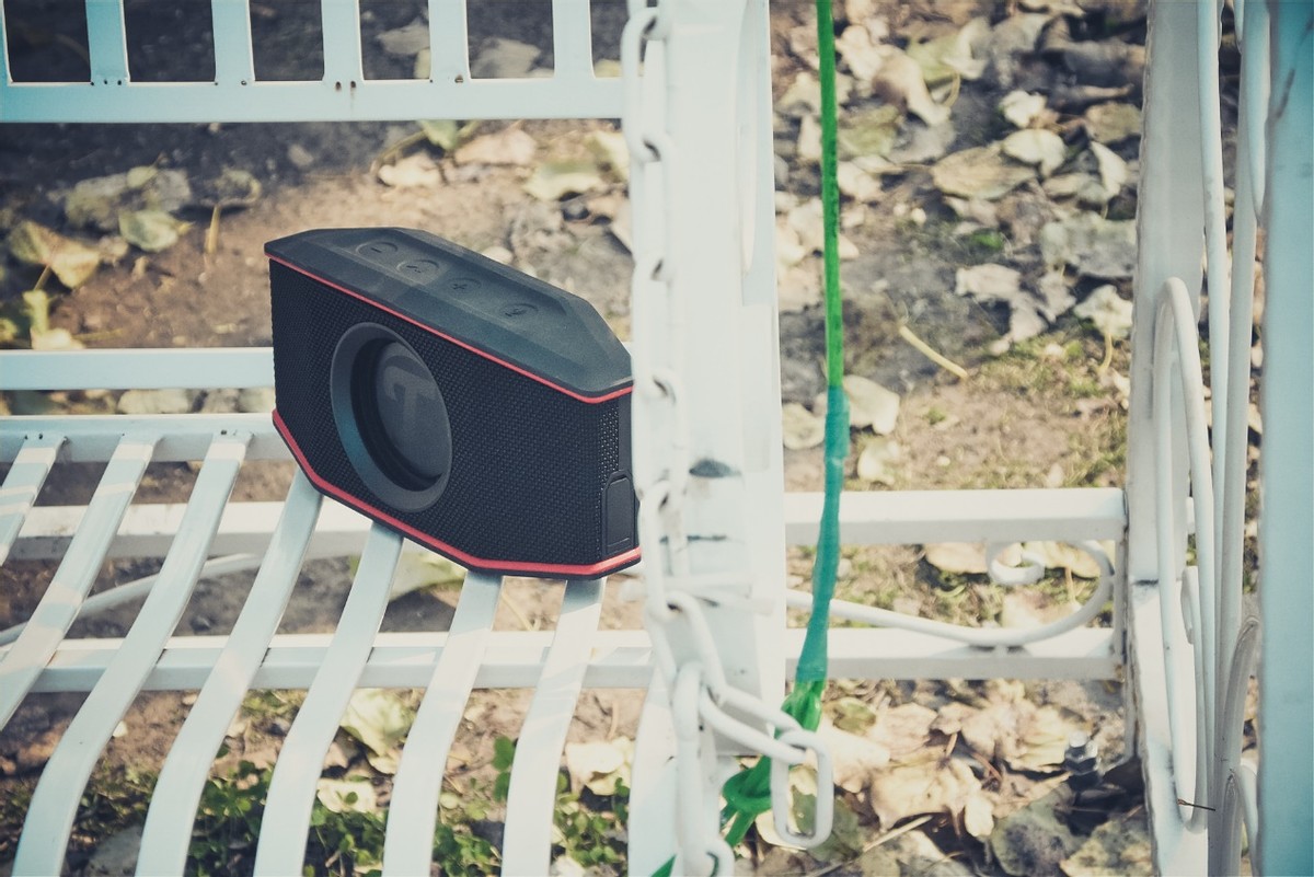 德斐尔小魔盒蓝牙音响,德斐尔小魔盒和bosemini