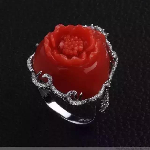 红珊瑚珠宝纯天然图片,红珊瑚珠宝配饰