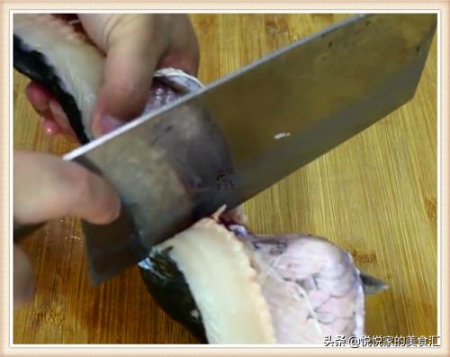 正宗酸菜鱼详细教程,如何能把酸菜鱼做得鲜嫩爽滑