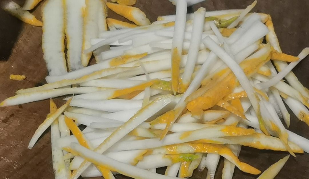 佛手柑做菜的方法,佛手柑怎么做成凉果