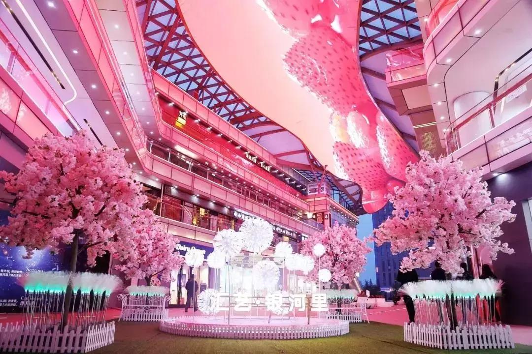 正弘城半年破10亿/加拿大国民咖啡、哥老官开出河南首店丨6月商报