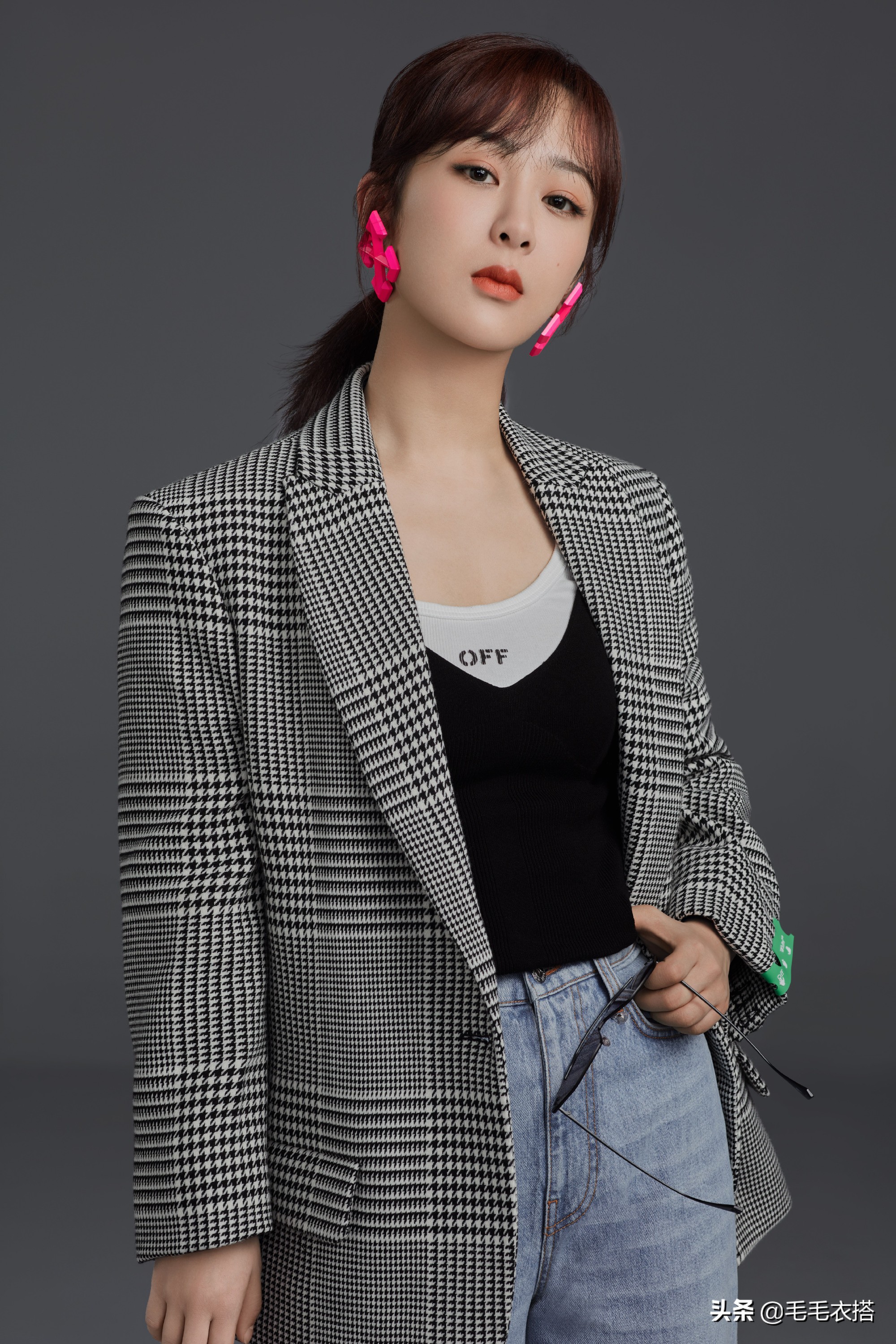 如何养成自然上镜脸,长得土气不上镜