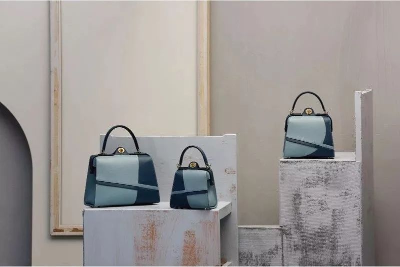 这20款惊艳的蓝色单品看一眼就迷上了。