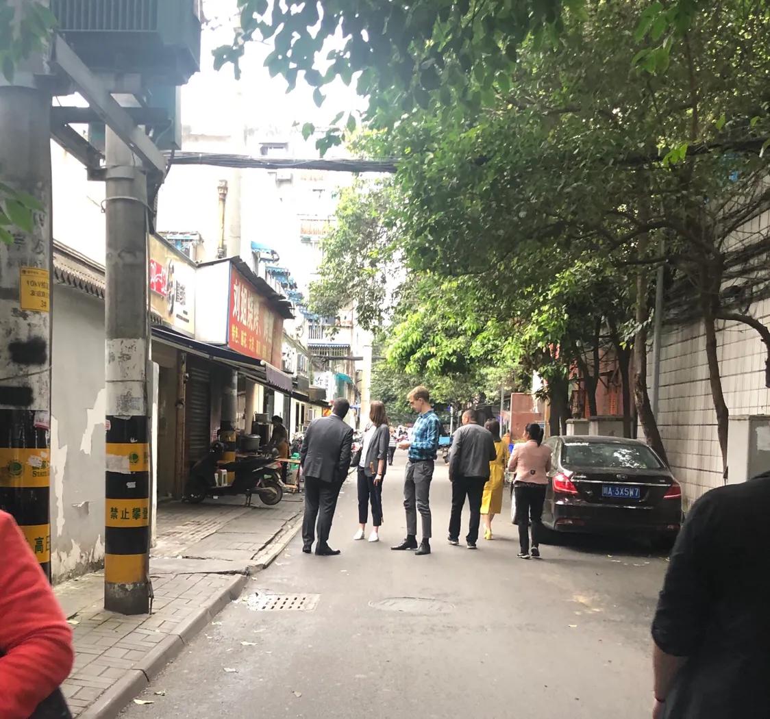 棕北棕南，这个曾比玉林桐梓林还牛的富人区，已经“过气”