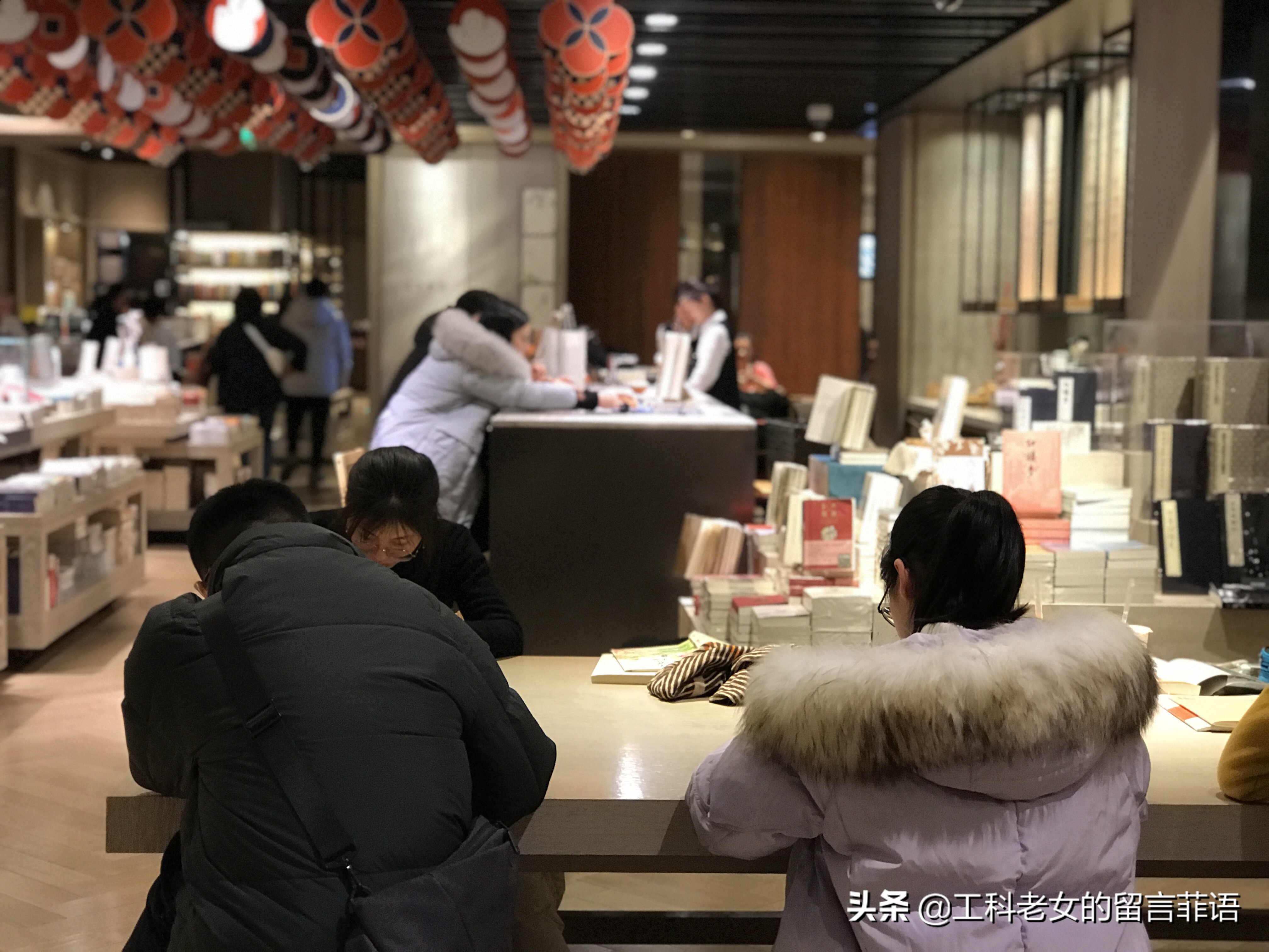 苏州诚品书店和台湾诚品书店,苏州诚品书店特有的书