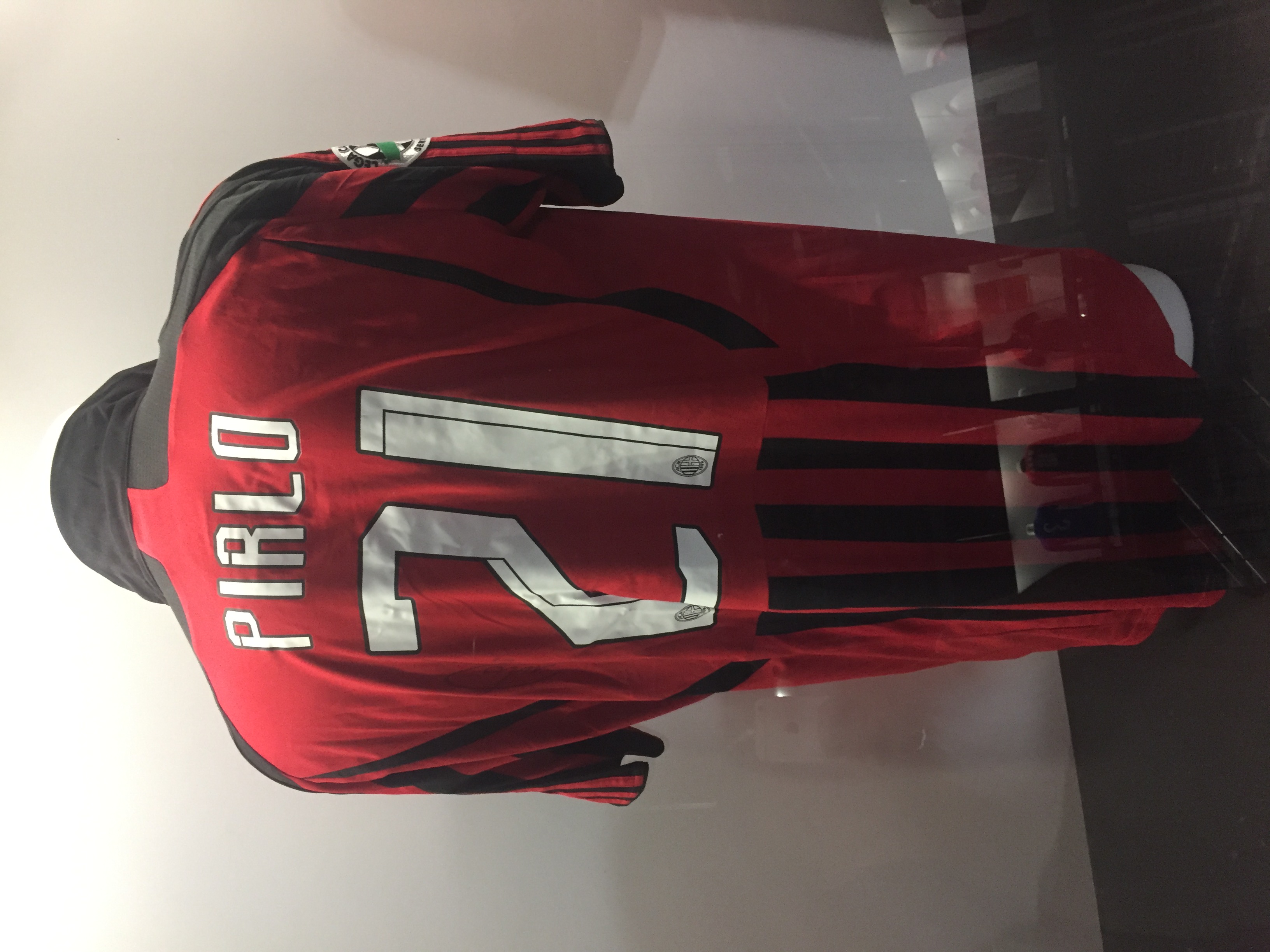 圣西罗红黑军团开场战歌,圣西罗战歌大全