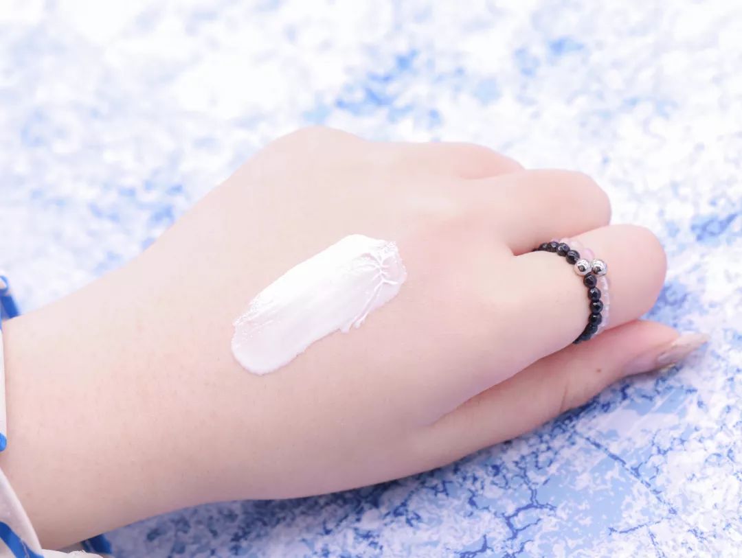 防晒测评真人,真人防晒测评背部高清图