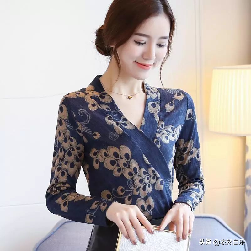 女人穿的好看的加绒衫,时髦洋气加绒小衫