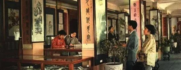 三十多年前的琉璃厂,遍地都是官窑,捡漏的宝地