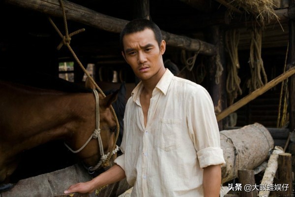 从“娘娘腔设计师”到“隐忍宋仁宗”王凯的一名搬书工的逆袭之路