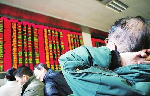 坚持买基金十几年后真的能赚钱吗,买基金亏钱