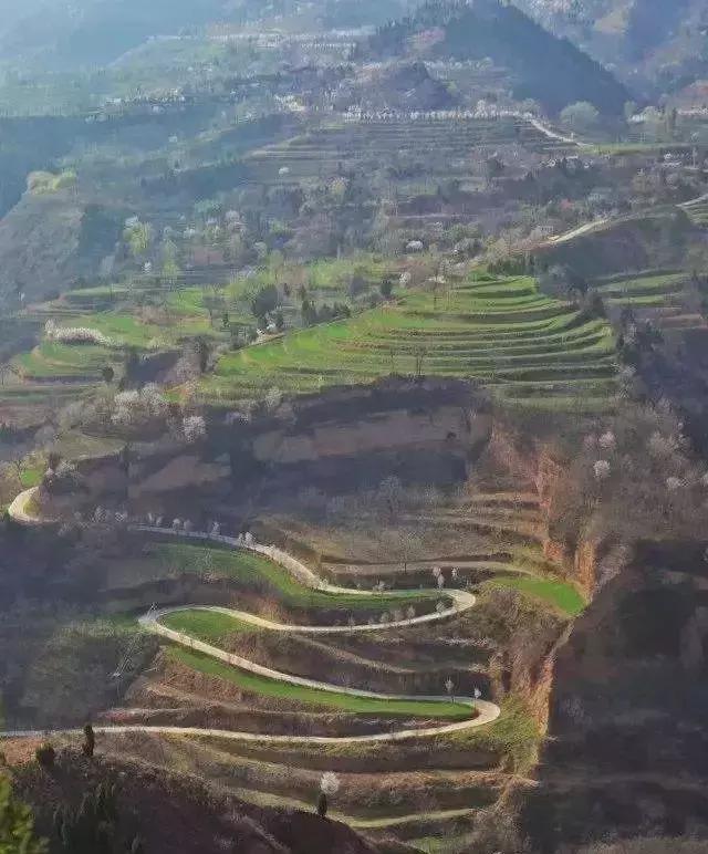 距离西安近的自然风景区,西安自驾游古梯田