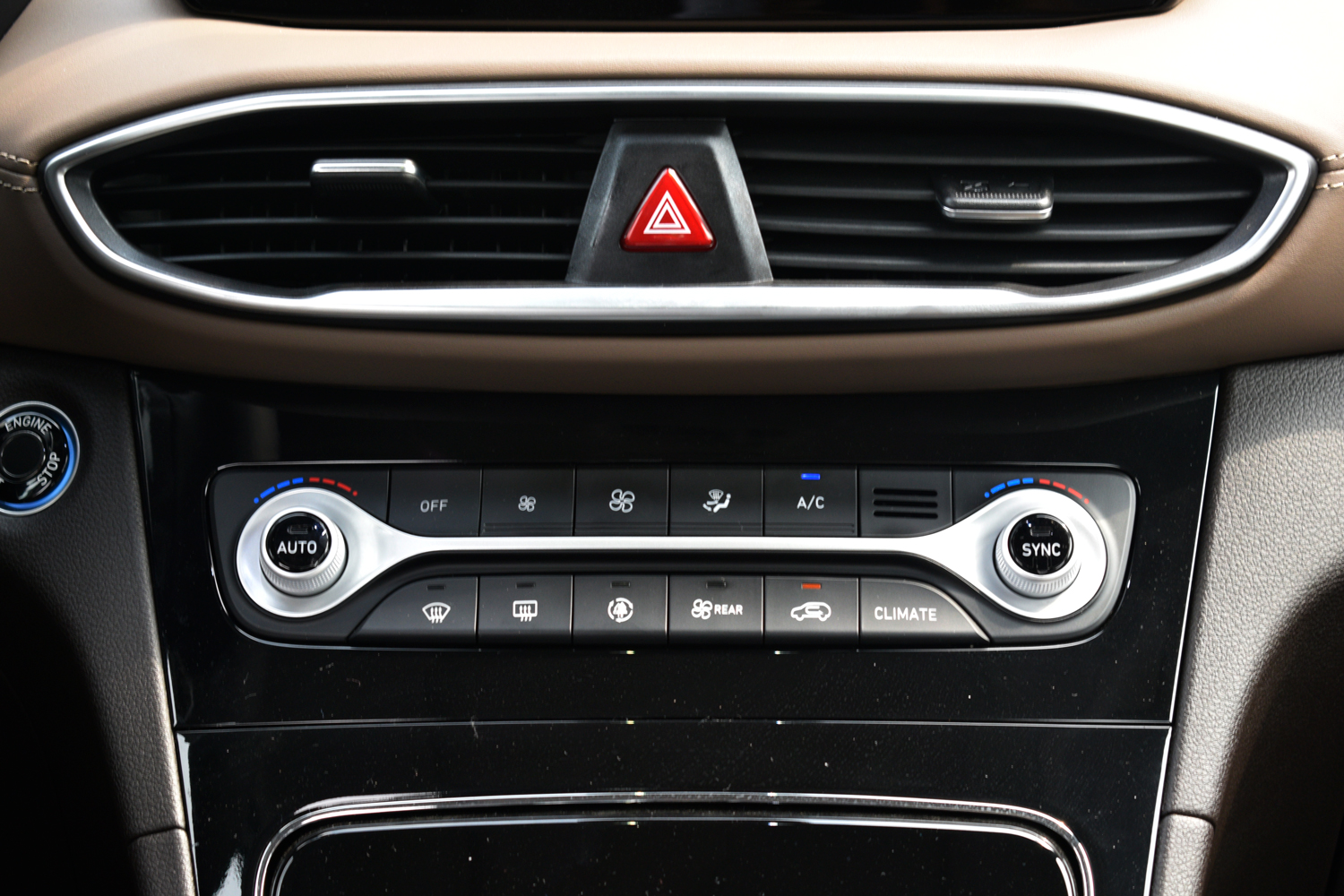 值得买的韩系suv全新胜达,第四代全新胜达六座试驾