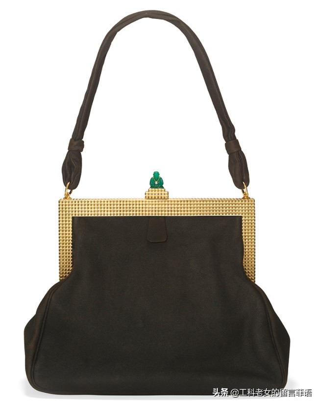 翡翠和卡地亚的区别 (木那翡翠和莫西翡翠哪个好)