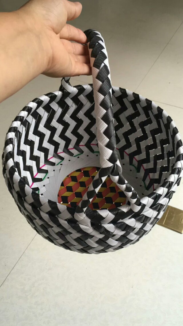 手工编织筐子立体花样图案教程,编筐图解