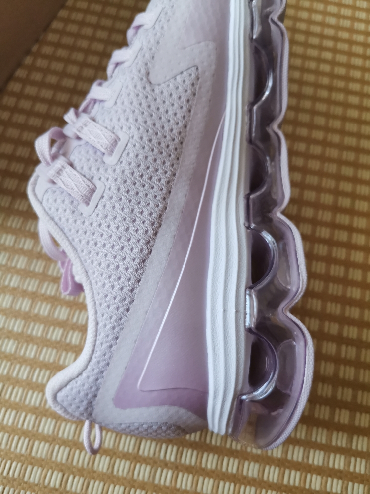 女跑步鞋推荐李宁,李宁跑步鞋女款哪个好