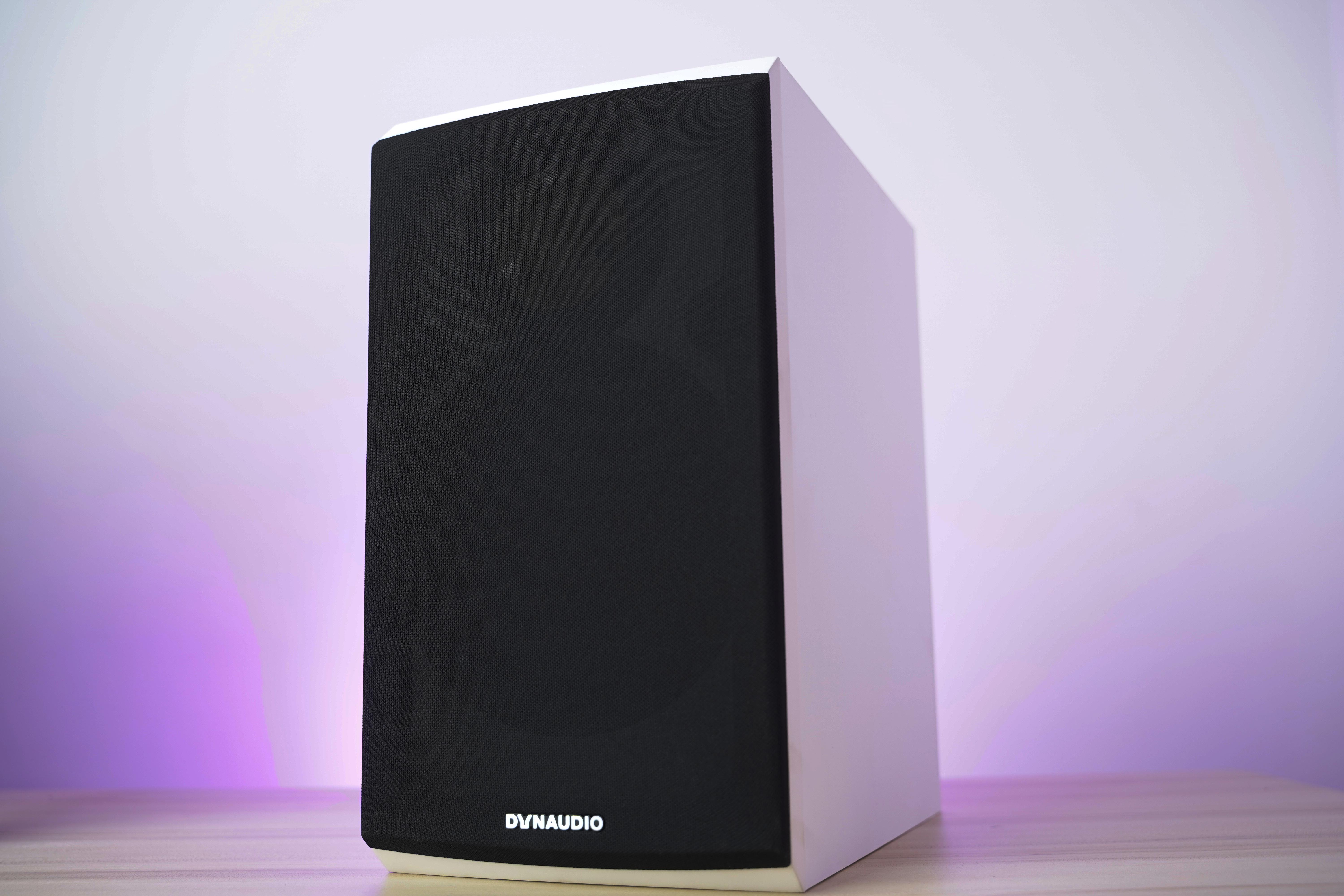 不到万元就能入手顶级北欧进口音箱？丹拿全新意境Emit20深度评测