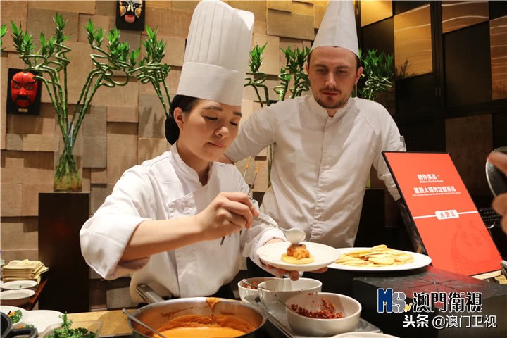 感受麻辣的刺激和浓郁的鲜香,感受川渝味道品味成都美食
