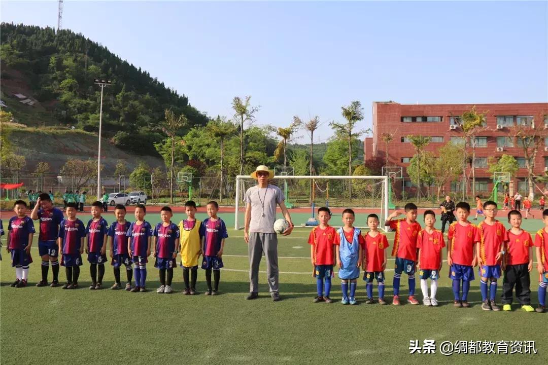 嘉陵区思源实验学校足球队,南充校园足球联赛直播