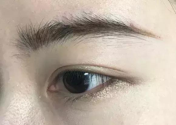 最流行的眉笔画出来特好看,便宜好用能画出根根分明的眉笔