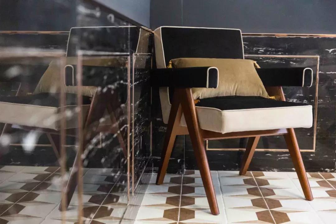 这对丁克小夫妻不懂设计，却靠热爱，设计出了厦门最美民宿